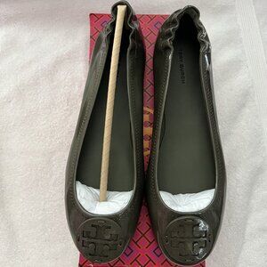 Tory Burch Minnie Travel Ballet - Moss 960 - Size 9